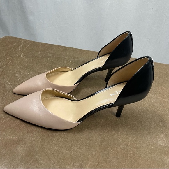 Coach Shoes - Coach Belle Black & Beige D’Orsay Pumps 8B